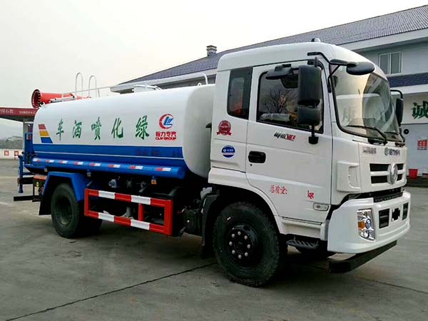 12方发电厂用30米-35米大吨位风送式多功能除尘雾炮车CLW5160TDYE5型